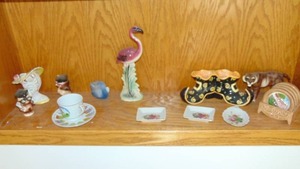 lot 145 image: Mixed Lot of Ceramic Collectibles