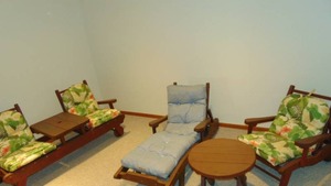 lot 153 image: 4 Piece Lot of Patio Furniture