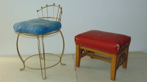 lot 166 image: Mixed lot of Stool and Foot Rest