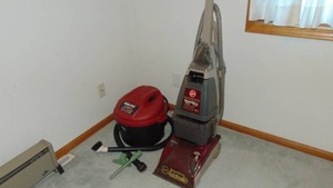 lot 192 image: 5 Gallon Shop Vac and Hoover SteamVac