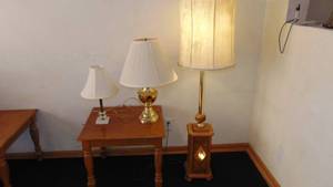 lot 198 image: Mixed Lot of Lamps