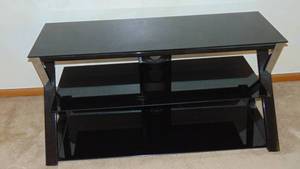 lot 199 image: 48 TV StandEntertainment Stand