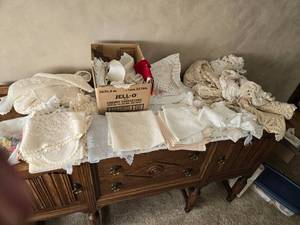 lot 58 image: Large Lot of Lacy and Doily Style Table Cloths and Other