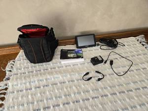 lot 84 image: Garmin Nuvi GPS