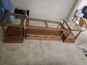 lot 91 image: Glass Top Coffee Table and Matching End Tables