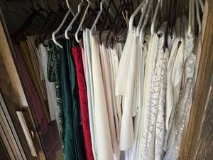 lot 101 image: Huge Lot of Table Cloths and Table Runners