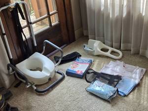lot 106 image: Huge Lot of Medical Care Items