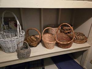 lot 237 image: Baskets Collection - Assorted Styles and Sizes