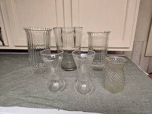 lot 246 image: Variety of Flower Vases