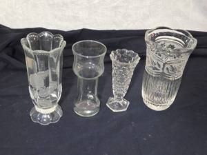 lot 296 image: Crystal and Glass Vases