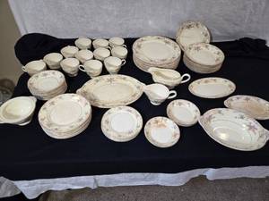 lot 298 image: Large Lot of Steubenville China Pieces