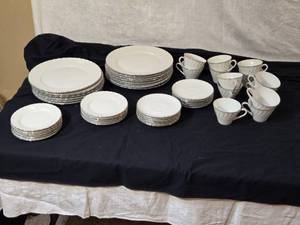 lot 301 image: Norleans Estate China - Japan