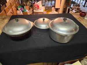 lot 336 image: Hammered Aluminum Roasting Pan and Other