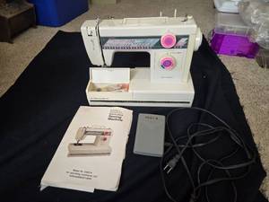 lot 342 image: Dressmaker Stretch Stitch Sewing Machine 8102FA