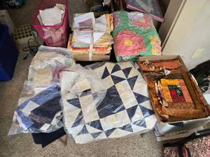 lot 355 image: Partial Quilt Top, Quilting Squares, Quilt Project Partially Cut