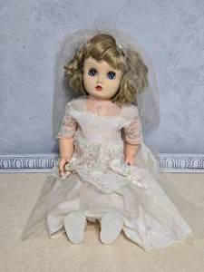 lot 445 image: Vintage Bride Doll with White Dress and Veil