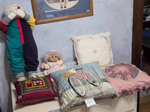 lot 448 image: Lot of Vintage Dolls and Decorative Pillows, Troll Doll