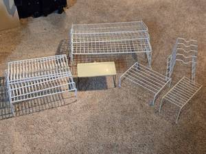 lot 486 image: Lot of Various Metal and Plastic Storage Shelves and Racks
