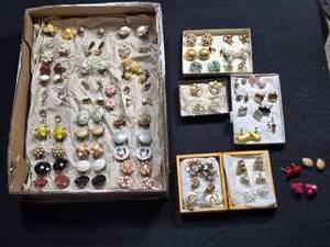 lot 493 image: Vintage Clip-On Earring Collection - Assorted Designs