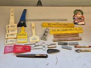 lot 540 image: Vintage Collection of Advertising Marketing Items and Hand Tools