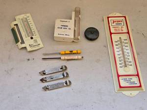 lot 541 image: Vintage Promotional Agricultural Thermometers and Tools Lot