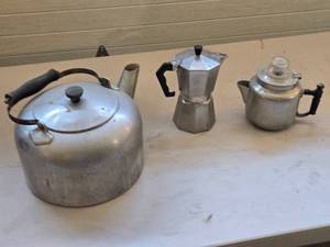 lot 544 image: Vintage Aluminum Tea or Coffee Pots and Moka Pot Lot - 3 Pieces