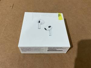 lot 11 image: Apple AirPods (3rd Generation)
