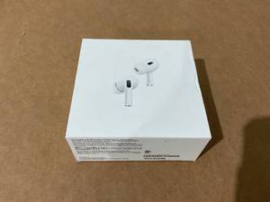 lot 13 image: Apple AirPods Pro (2nd Generation)