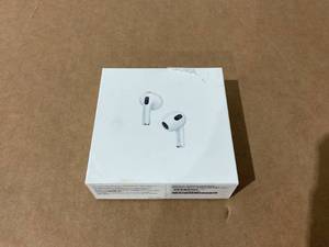 lot 15 image: Apple AirPods (3rd Generation)