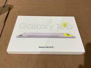 lot 7 image: Samsung Galaxy Tab S9 FE 10.9 128GB WiFi Android Tablet Lavender