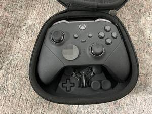 lot 119 image: Microsoft Bluetooth Elite Series 2 Controller