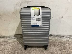 lot 138 image: 20 4 Wheel 360 Degree Spinner Expandable Suitcase