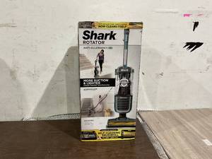 lot 160 image: Shark Navigator Swivel Pro Plus Upright Multi Surface Vacuum