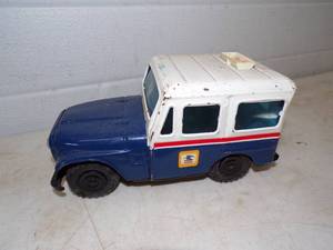 lot 2 image: Vintage US Post Office Bank