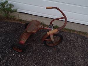lot 40 image: Vintage Trike Great Garden Dcor