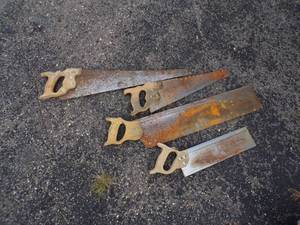 lot 45 image: 4 Vintage Saws