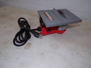 lot 67 image: 4 Mighty Mite Table Saw