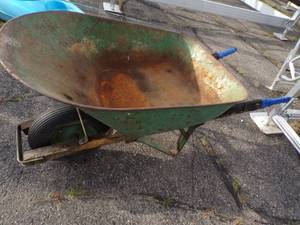 lot 72 image: Wheelbarrow