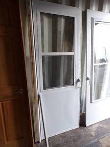 lot 99 image: 30 Storm Door with Frame