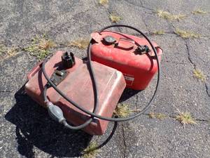 lot 117 image: 2 Marine Gas Tanks