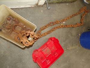 lot 136 image: 7 Heavy Duty Log Chain