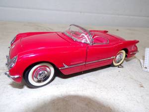 lot 138 image: Franklin Mint 1954 Chevrolet Corvette 124 Scale