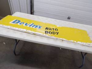 lot 172 image: Metal Racing Sign