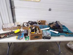 lot 196 image: Makita Recipro Saw and Hardware Lot