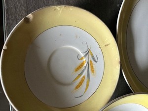 Lot of old dishes   some wheat pattern and many others