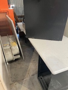 Very Nice Heavy L Shaped Desk  7ft  one way  5.5 ft the other