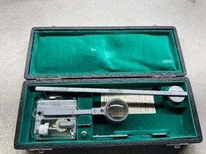lot 21 image: Bruning OIT-Planimeter (made in Germany)