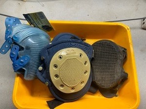 lot 47 image: Three Pairs of Professional Kneepads - one new