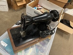 lot 54 image: Vintage Sewing Machine with Box of Sewing Supplies