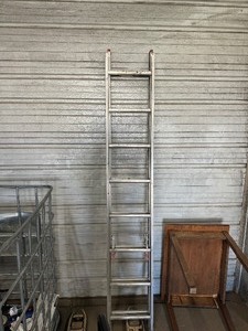 lot 80 image: Werner 16 Aluminum Ladder